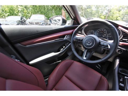 New 2026 MAZDA MAZDA3 Hatchback w/Premium Plus Pkg AWD/4WD image 6