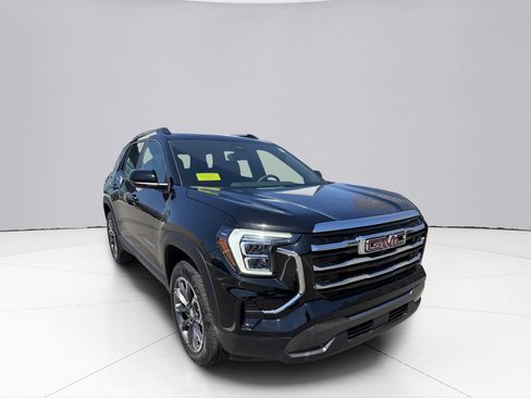 Used 2025 GMC Terrain Elevation w/ Elevation Premium Package AWD/4WD image 17