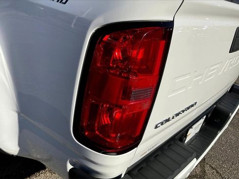 Used 2022 Chevrolet Colorado Z71 image 30