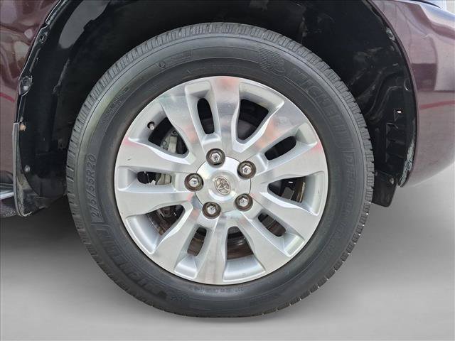 Used 2013 Toyota Sequoia Platinum RWD image 27