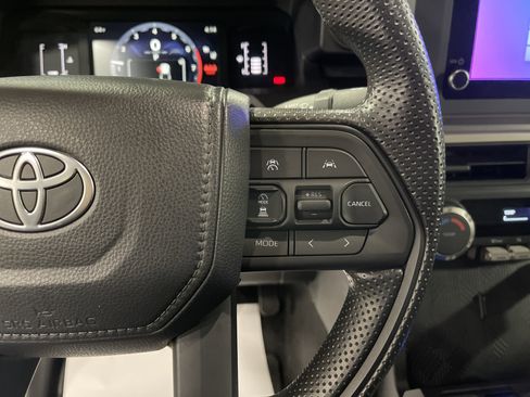 Used 2025 Toyota Tacoma SR5 image 19