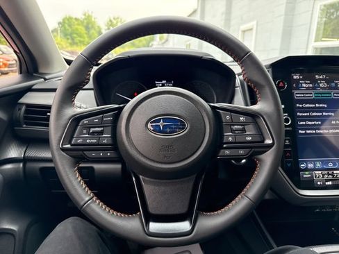 Used 2024 Subaru Crosstrek 2.5i Limited AWD/4WD image 19