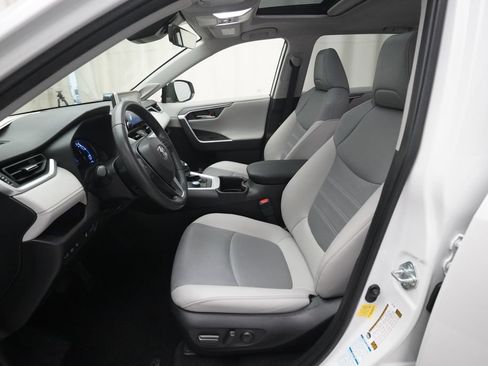 Used 2022 Toyota RAV4 Limited w/ Limited Grade Weather Package AWD/4WD image 7