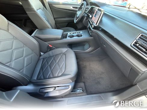 New 2026 Volkswagen Atlas Cross Sport SE FWD image 12