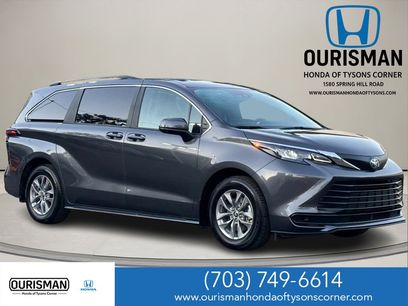 Used 2025 Toyota Sienna LE