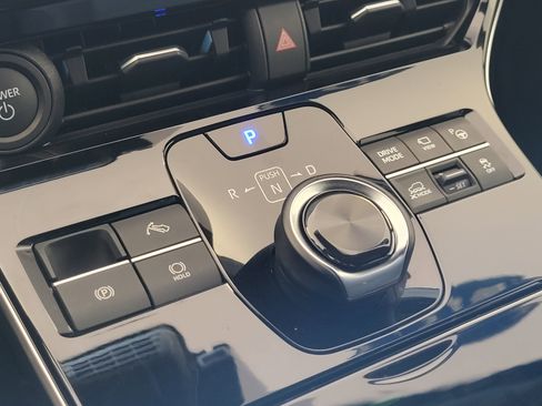 Used 2025 Subaru Solterra Limited image 18