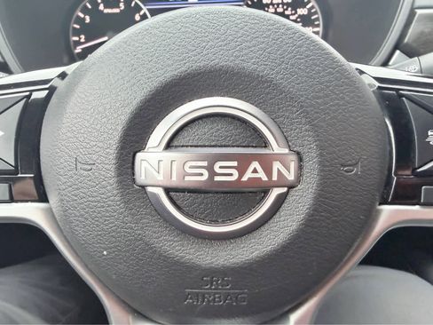 Used 2024 Nissan Altima 2.5 SV w/ SV Premium Package image 23