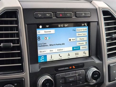 Used 2018 Ford F150 Platinum w/ Equipment Group 701A Luxury image 24