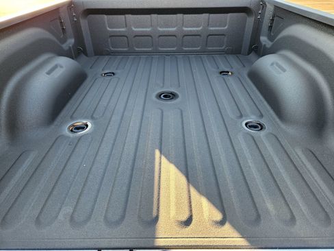 New 2025 RAM 2500 Big Horn AWD/4WD image 44