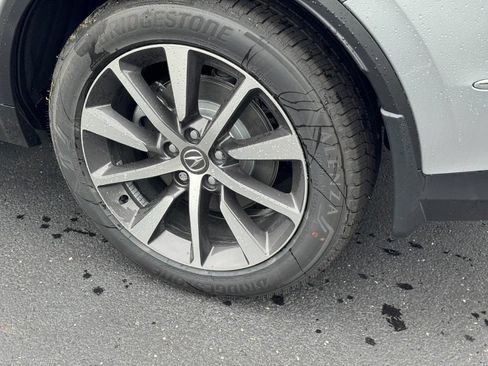 Certified 2026 Acura MDX SH-AWD w/ Technology Package image 5