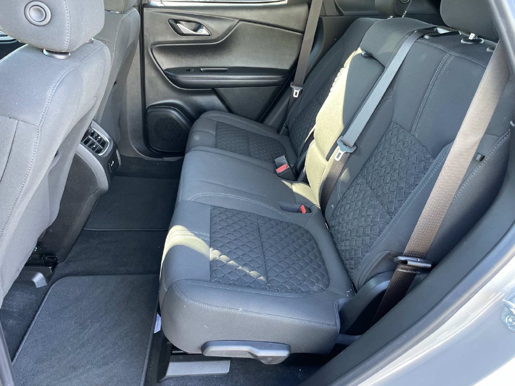 Used 2021 Chevrolet Blazer LT FWD image 11