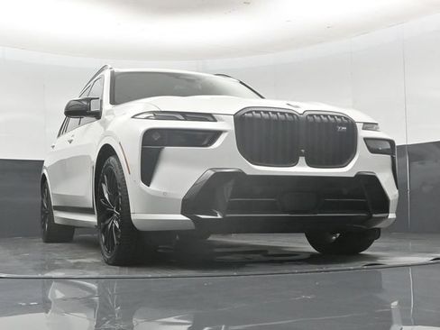 Used 2023 BMW X7 M60i w/ Executive Package AWD/4WD image 56