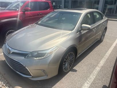 Used 2018 Toyota Avalon Limited w/ Carpet Mat Package