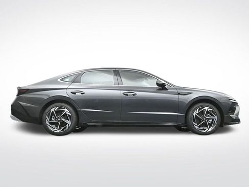 New 2026 Hyundai Sonata SEL FWD image 15