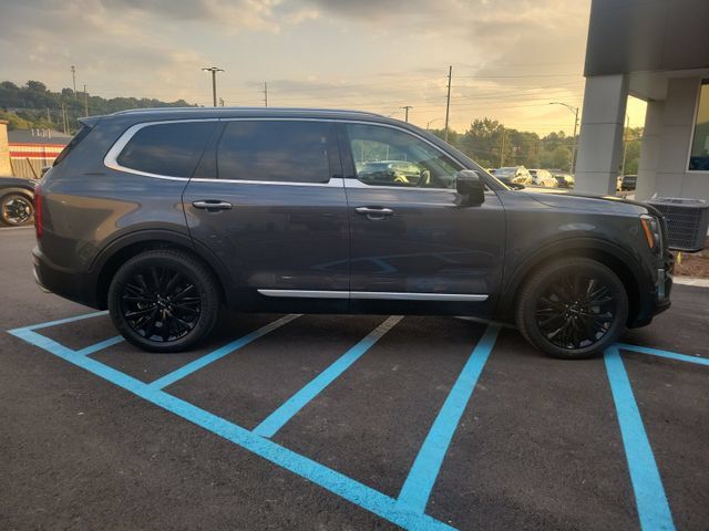 Used 2022 Kia Telluride SX w/ SX Prestige Package AWD/4WD image 4