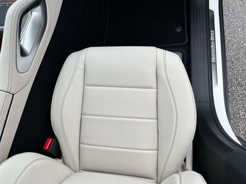 Certified 2025 Mercedes-Benz GLS 450 4MATIC image 43