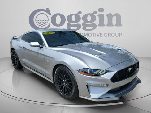 Used 2021 Ford Mustang GT w/ GT Performance Package RWD image 5