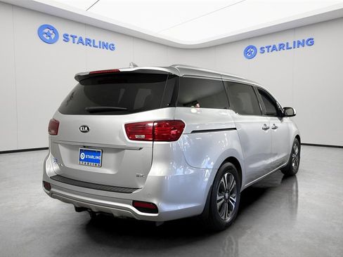 Used 2019 Kia Sedona SX image 8