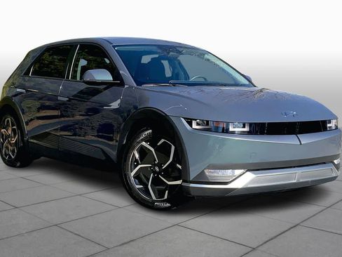 Used 2023 Hyundai Ioniq 5 SE image 2