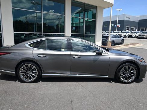 Used 2018 Lexus LS 500 AWD w/ Luxury Package image 8
