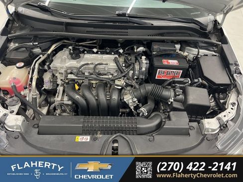 Used 2020 Toyota Corolla LE image 16