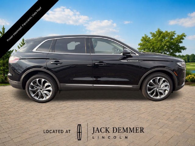Certified 2023 Lincoln Nautilus Reserve w/ Equipment Group 201A AWD/4WD image 8