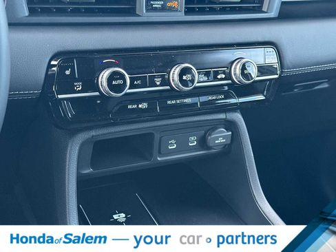 New 2026 Honda Pilot Touring image 21