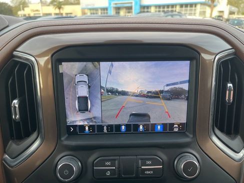 Used 2022 Chevrolet Silverado 3500 High Country image 26