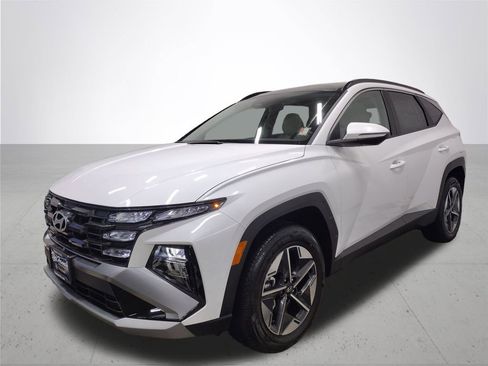 Certified 2025 Hyundai Tucson SEL image 2