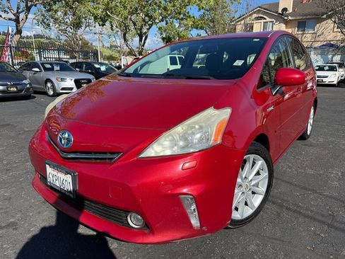 Used 2012 Toyota Prius V Five FWD image 1