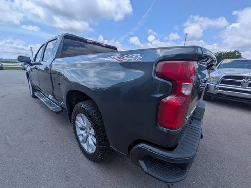 Used 2020 Chevrolet Silverado 1500 Custom w/ Custom Value Package AWD/4WD image 8