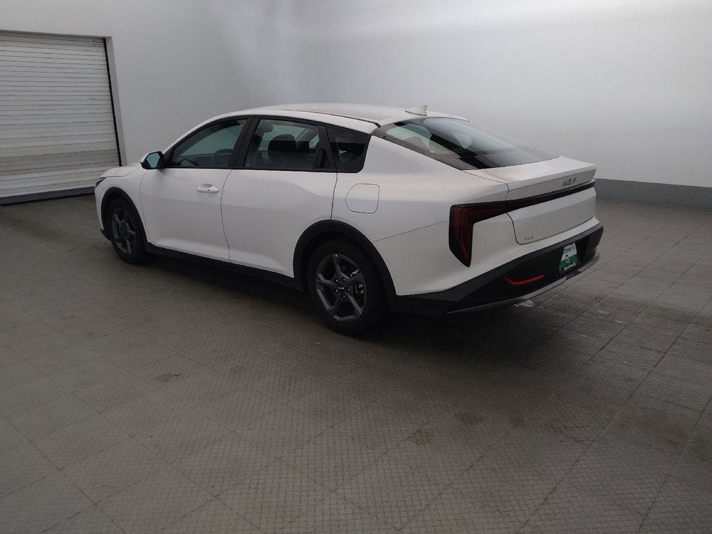 Used 2025 Kia K4 FWD image 3