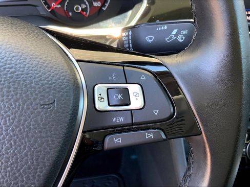 Used 2019 Volkswagen Jetta SE FWD image 19
