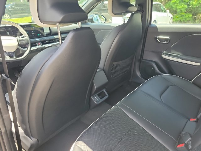 New 2026 Kia K4 GT-Line w/ GT-Line Premium Package FWD image 11