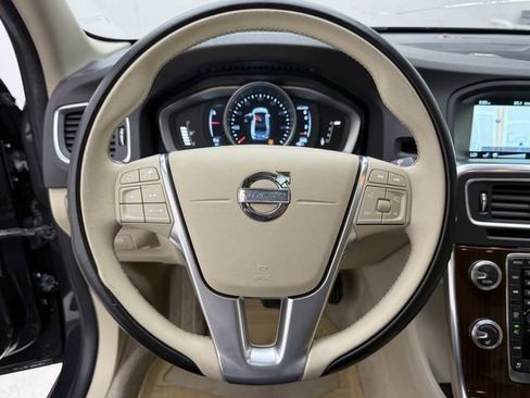 Used 2015 Volvo S60 T5 Platinum image 15