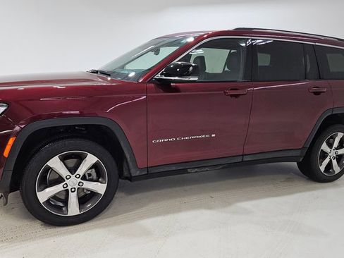Used 2021 Jeep Grand Cherokee L Limited image 3