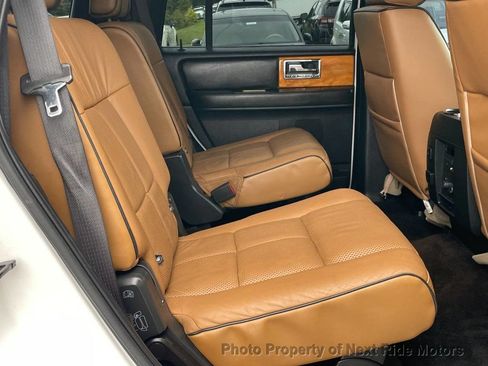 Used 2013 Lincoln Navigator 2WD image 12