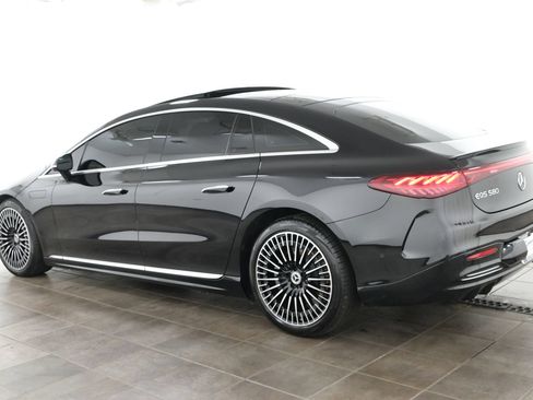Used 2023 Mercedes-Benz EQS 580 4MATIC Sedan image 5