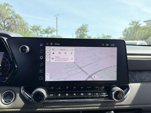 Used 2025 Chevrolet Colorado ZR2 image 18