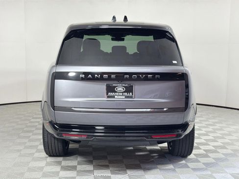 Certified 2025 Land Rover Range Rover SE AWD/4WD image 4