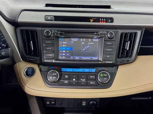 Used 2018 Toyota RAV4 XLE image 35