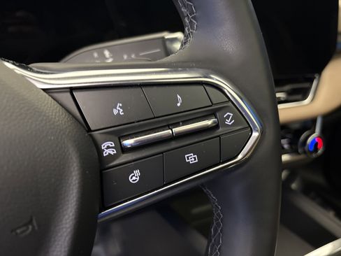 Used 2026 Chevrolet Equinox ACTIV w/ Safety and Technology Package image 16