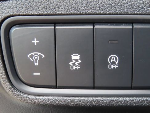 Certified 2024 Kia Soul LX w/ Option Group 015 FWD image 9