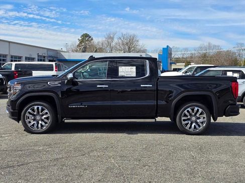 New 2026 GMC Sierra 1500 Denali w/ Denali Reserve Package image 18