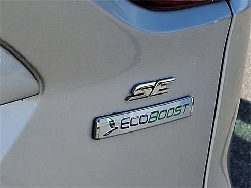 Used 2014 Ford Escape SE image 29