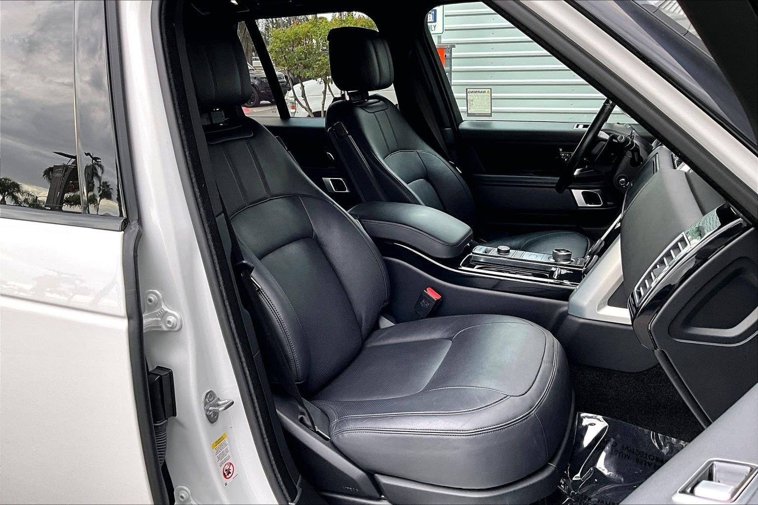 Certified 2022 Land Rover Range Rover P525 Westminster Edition AWD/4WD image 7