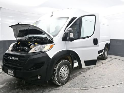 Used 2024 RAM ProMaster 2500 w/ Convenience Group FWD image 36
