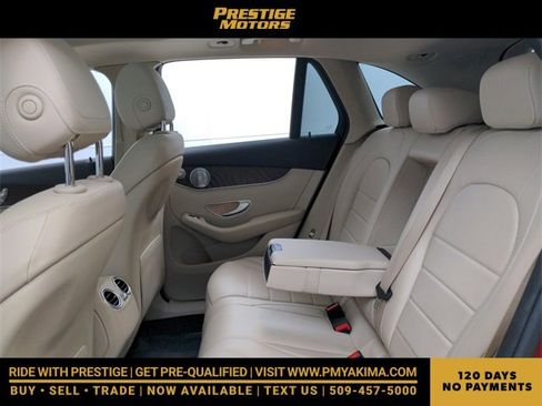 Used 2018 Mercedes-Benz GLC 300 4MATIC image 37