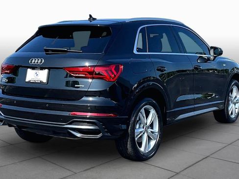 Used 2020 Audi Q3 2.0T Premium w/ Convenience Package AWD/4WD image 12