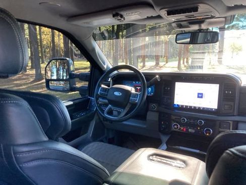 Used 2024 Ford F350 Limited w/ FX4 Off-Road Package image 29